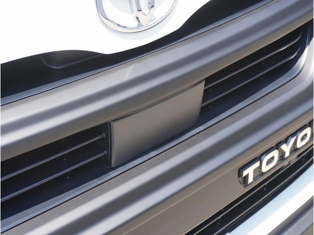 ハイエースワゴン ＧＬ　ＧＬ　未登録新車／１０人乗り／ベッドキット４／内装茶色パノラミックビューモニター／デジタルインナーミラー／スマートキー／コーナーセンサー／セーフティセンス／丸目キット／アルパインビッグＸ／パワスラ（18枚目）