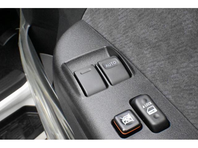 ハイエースワゴン ＧＬ　ＧＬ　未登録新車／１０人乗り／ベッドキット４／内装茶色パノラミックビューモニター／デジタルインナーミラー／スマートキー／コーナーセンサー／セーフティセンス／丸目キット／アルパインビッグＸ／パワスラ（32枚目）