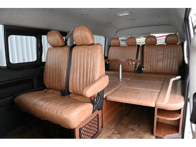 ハイエースワゴン ＧＬ　ＧＬ　未登録新車／１０人乗り／ベッドキット４／内装茶色パノラミックビューモニター／デジタルインナーミラー／スマートキー／コーナーセンサー／セーフティセンス／丸目キット／アルパインビッグＸ／パワスラ（55枚目）
