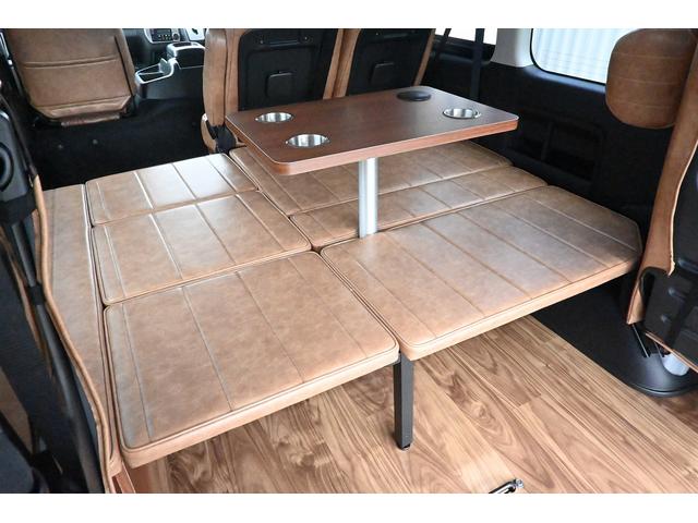 ハイエースワゴン ＧＬ　ＧＬ　未登録新車／１０人乗り／ベッドキット４／内装茶色パノラミックビューモニター／デジタルインナーミラー／スマートキー／コーナーセンサー／セーフティセンス／丸目キット／アルパインビッグＸ／パワスラ（68枚目）