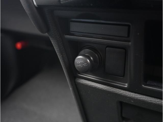 デリカＤ：５ シャモニー　シャモニー／電動サイドステップ装着車／ディーゼルターボ／４ＷＤ／電動スライドドア・電動ステップ・８人乗り（グラファイトグレーメタリック／ブラック）（54枚目）