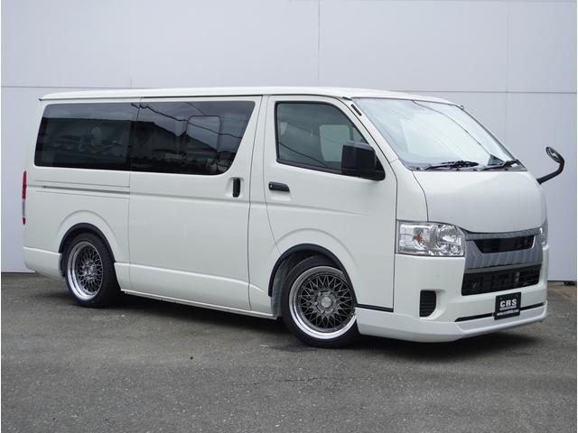ハイエースバン DX GLパッケージ ハイエース/新車未登録/DX-GLPKG/GS2WD/3/6人乗り//DX-GLパッケージ/CRSカスタム/バットパネル/3インチローダウン/フロントリップVer4/ESSEXホイール/ENCM-18(6枚目)