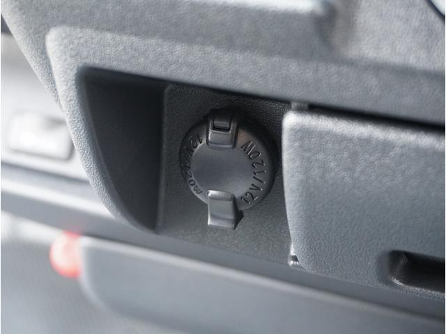 ハイエースバン DX GLパッケージ ハイエース/新車未登録/DX-GLPKG/GS2WD/3/6人乗り//DX-GLパッケージ/CRSカスタム/バットパネル/3インチローダウン/フロントリップVer4/ESSEXホイール/ENCM-18(52枚目)