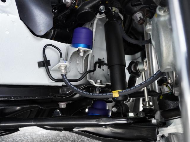 ハイエースバン DX GLパッケージ ハイエース/新車未登録/DX-GLPKG/GS2WD/3/6人乗り//DX-GLパッケージ/CRSカスタム/バットパネル/3インチローダウン/フロントリップVer4/ESSEXホイール/ENCM-18(65枚目)