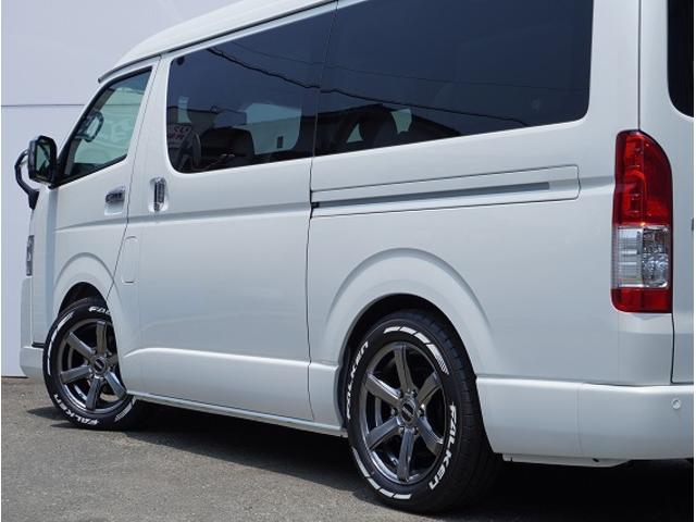ハイエースワゴン GL 新車未登録/ワゴンGL/ガソリン車/ベットキット架装/10人乗り/デジタルインナーミラー/2インチローダウン/ESSEX/パノラミックビューモニター/カロッツェリア/楽ナビ/7インチナビゲーション(24枚目)