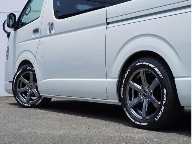 ハイエースワゴン GL 新車未登録/ワゴンGL/ガソリン車/ベットキット架装/10人乗り/デジタルインナーミラー/2インチローダウン/ESSEX/パノラミックビューモニター/カロッツェリア/楽ナビ/7インチナビゲーション(26枚目)