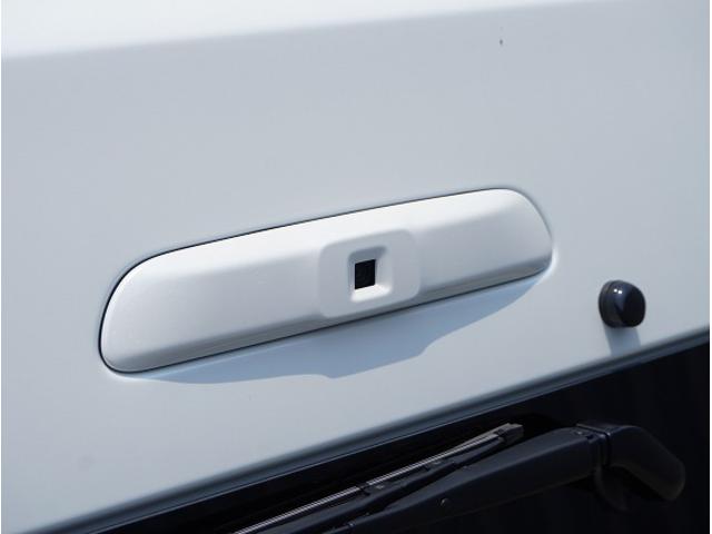 ハイエースワゴン GL 新車未登録/ワゴンGL/ガソリン車/ベットキット架装/10人乗り/デジタルインナーミラー/2インチローダウン/ESSEX/パノラミックビューモニター/カロッツェリア/楽ナビ/7インチナビゲーション(29枚目)