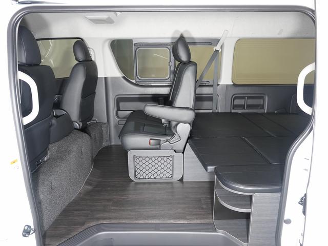 ハイエースワゴン GL 新車未登録/ワゴンGL/ガソリン車/ベットキット架装/10人乗り/デジタルインナーミラー/2インチローダウン/ESSEX/パノラミックビューモニター/カロッツェリア/楽ナビ/7インチナビゲーション(52枚目)