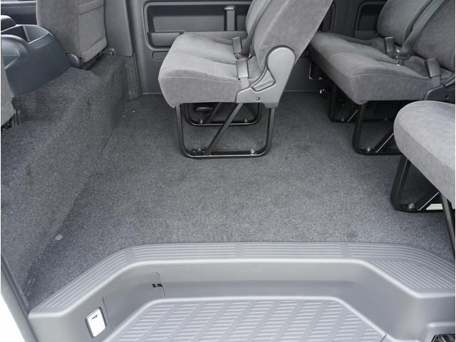 ハイエースワゴン グランドキャビン グランドキャビン/10人乗り/デジタルインナーミラー/パノラミックビューモニタ/電動スライドドア/スマートキー/トヨタセーフティセンス/助手席エアバック/ESSEXホイール/EF-18(58枚目)