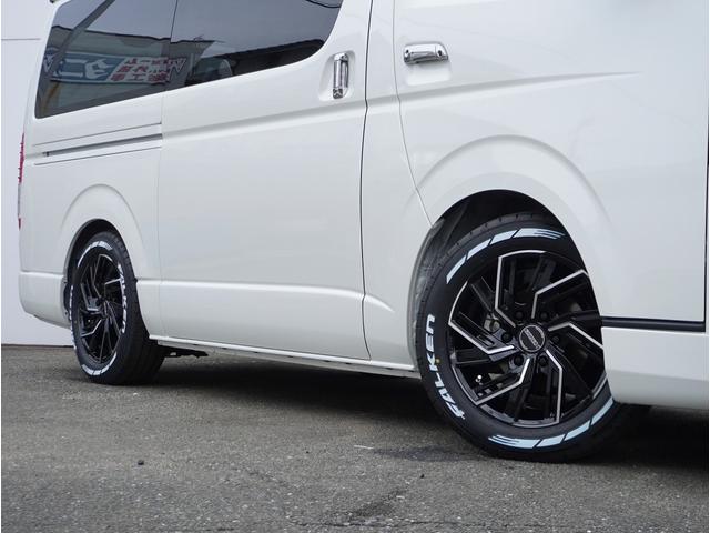 ハイエースバン スーパーGL ダークプライムII ハイエース/ダークプライムII/2WD/ローダウン/カロッツェリア/楽ナビ/ESSEX/フロントリップVer4/EW-17/2インチローダウン/CRSベッドキット/CRSパッケージ/(12枚目)