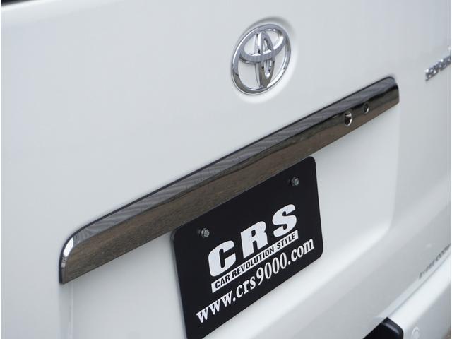 ハイエースバン スーパーGL ダークプライムII ハイエース/ダークプライムII/2WD/ローダウン/カロッツェリア/楽ナビ/ESSEX/フロントリップVer4/EW-17/2インチローダウン/CRSベッドキット/CRSパッケージ/(30枚目)