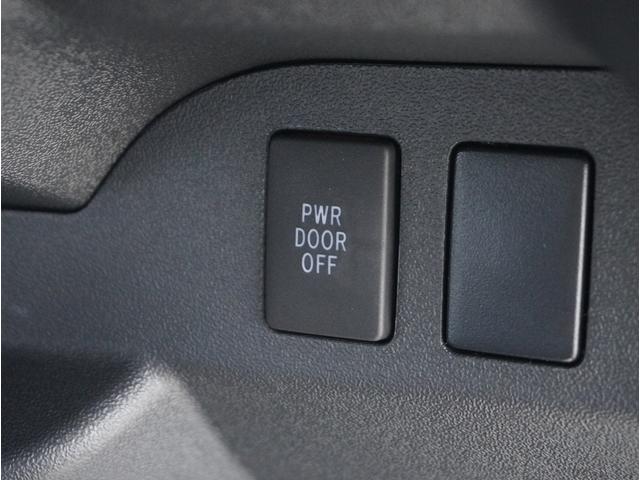 ハイエースバン スーパーGL ダークプライムII ハイエース/ダークプライムII/2WD/ローダウン/カロッツェリア/楽ナビ/ESSEX/フロントリップVer4/EW-17/2インチローダウン/CRSベッドキット/CRSパッケージ/(52枚目)