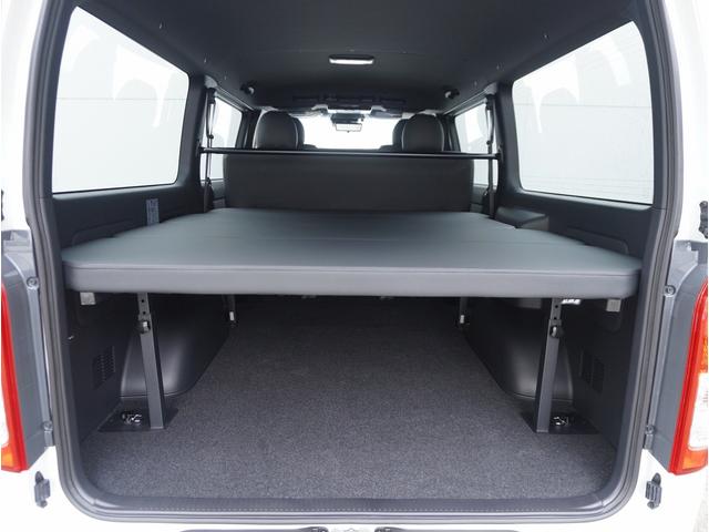 ハイエースバン スーパーGL ダークプライムII ハイエース/ダークプライムII/2WD/ローダウン/カロッツェリア/楽ナビ/ESSEX/フロントリップVer4/EW-17/2インチローダウン/CRSベッドキット/CRSパッケージ/(63枚目)