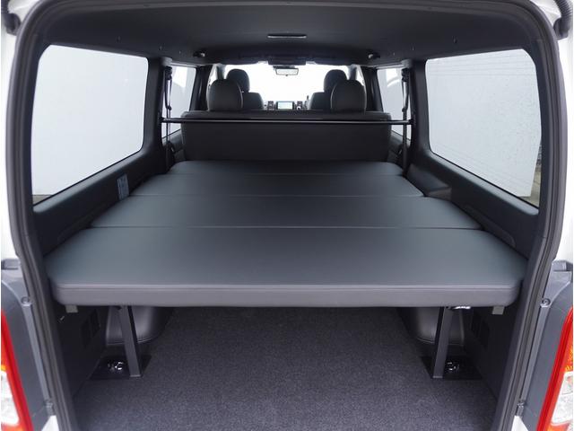 ハイエースバン スーパーGL ダークプライムII ハイエース/ダークプライムII/2WD/ローダウン/カロッツェリア/楽ナビ/ESSEX/フロントリップVer4/EW-17/2インチローダウン/CRSベッドキット/CRSパッケージ/(64枚目)