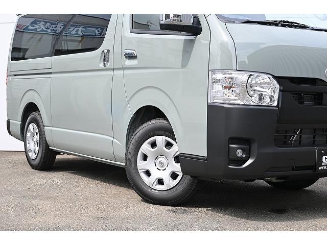 ハイエースバン スーパーＧＬ　新車未登録／Ｓ－ＧＬ／ハイエース／２ＷＤ／ディーゼル／アースカラー／アーバンカーキー／ＡＬＰＩＮＥ／フローティングメＢＩＧ　Ｘ／パノラミックビューモニター／デジタルインナーミラー（7枚目）