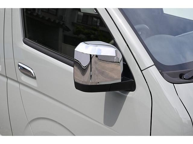 ハイエースバン スーパーＧＬ　新車未登録／Ｓ－ＧＬ／ハイエース／２ＷＤ／ディーゼル／アースカラー／アーバンカーキー／ＡＬＰＩＮＥ／フローティングメＢＩＧ　Ｘ／パノラミックビューモニター／デジタルインナーミラー（11枚目）