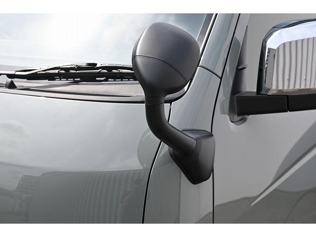 ハイエースバン スーパーＧＬ　新車未登録／Ｓ－ＧＬ／ハイエース／２ＷＤ／ディーゼル／アースカラー／アーバンカーキー／ＡＬＰＩＮＥ／フローティングメＢＩＧ　Ｘ／パノラミックビューモニター／デジタルインナーミラー（12枚目）