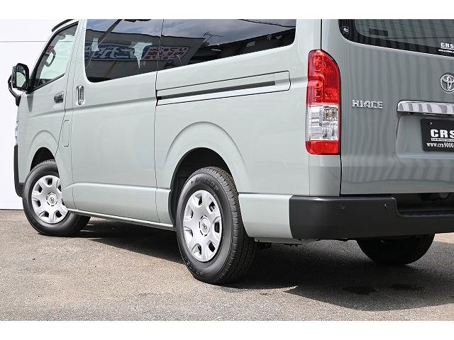 ハイエースバン スーパーＧＬ　新車未登録／Ｓ－ＧＬ／ハイエース／２ＷＤ／ディーゼル／アースカラー／アーバンカーキー／ＡＬＰＩＮＥ／フローティングメＢＩＧ　Ｘ／パノラミックビューモニター／デジタルインナーミラー（22枚目）