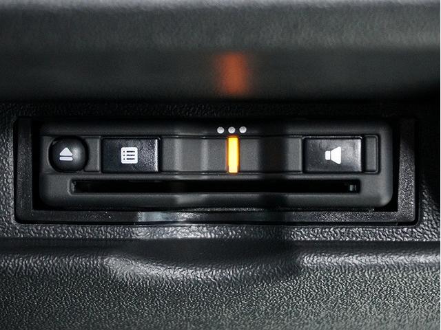 ハイエースバン スーパーＧＬ　新車未登録／Ｓ－ＧＬ／ハイエース／２ＷＤ／ディーゼル／アースカラー／アーバンカーキー／ＡＬＰＩＮＥ／フローティングメＢＩＧ　Ｘ／パノラミックビューモニター／デジタルインナーミラー（35枚目）