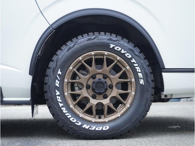 ハイエースバン スーパーＧＬ　ダークプライムＩＩ　令和５年式／／ディーゼル／２ＷＤ／寒冷地仕様／スーパーＧＬ／ダークプライムＩＩ／デジタルインナーミラー／パノラミックビューモニター／ＰＩＶＯＴオートクルーズコントロール／ＥＳＳＥＸ／バンパーガード（8枚目）