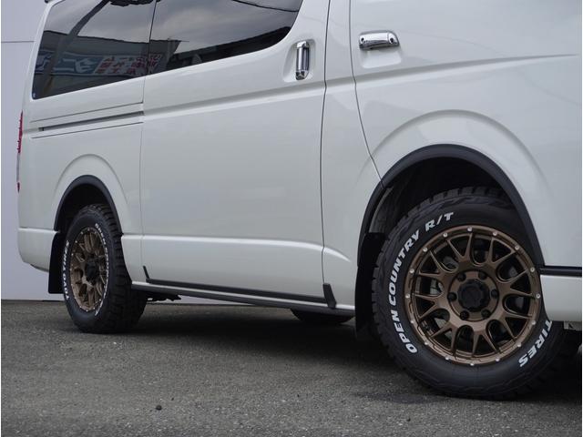 ハイエースバン スーパーＧＬ　ダークプライムＩＩ　令和５年式／／ディーゼル／２ＷＤ／寒冷地仕様／スーパーＧＬ／ダークプライムＩＩ／デジタルインナーミラー／パノラミックビューモニター／ＰＩＶＯＴオートクルーズコントロール／ＥＳＳＥＸ／バンパーガード（12枚目）