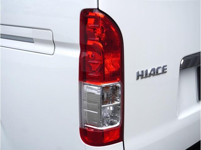 ハイエースバン スーパーＧＬ　ダークプライムＩＩ　令和５年式／／ディーゼル／２ＷＤ／寒冷地仕様／スーパーＧＬ／ダークプライムＩＩ／デジタルインナーミラー／パノラミックビューモニター／ＰＩＶＯＴオートクルーズコントロール／ＥＳＳＥＸ／バンパーガード（33枚目）