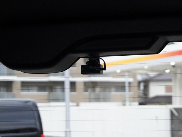 ハイエースバン スーパーＧＬ　ダークプライムＩＩ　令和５年式／／ディーゼル／２ＷＤ／寒冷地仕様／スーパーＧＬ／ダークプライムＩＩ／デジタルインナーミラー／パノラミックビューモニター／ＰＩＶＯＴオートクルーズコントロール／ＥＳＳＥＸ／バンパーガード（61枚目）