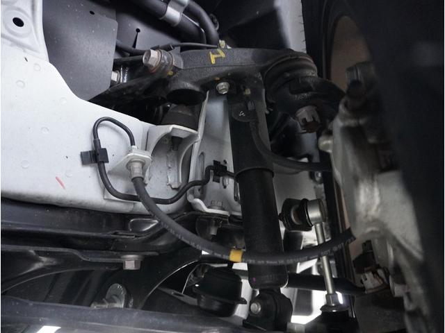 ハイエースバン スーパーＧＬ　ダークプライムＩＩ　令和５年式／／ディーゼル／２ＷＤ／寒冷地仕様／スーパーＧＬ／ダークプライムＩＩ／デジタルインナーミラー／パノラミックビューモニター／ＰＩＶＯＴオートクルーズコントロール／ＥＳＳＥＸ／バンパーガード（72枚目）