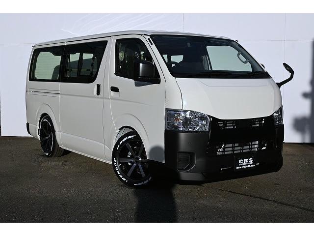 ハイエースバン ロングＤＸ　新車未登録／ＤＸ／２ＷＤ／ガソリン車／３／６人乗り／９ｋｍ／ＣＲＳ／ＥＳＳＥＥＸ／バッドパネル／２インチローダウン／カロッツェリア／楽ナビ／デジタルインナーミラー／ＥＴＣ／パノラミックビューモニター（10枚目）