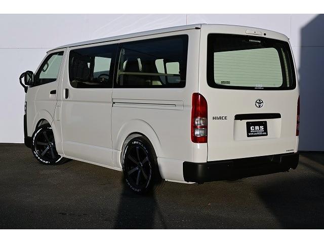 ハイエースバン ロングＤＸ　新車未登録／ＤＸ／２ＷＤ／ガソリン車／３／６人乗り／９ｋｍ／ＣＲＳ／ＥＳＳＥＥＸ／バッドパネル／２インチローダウン／カロッツェリア／楽ナビ／デジタルインナーミラー／ＥＴＣ／パノラミックビューモニター（24枚目）