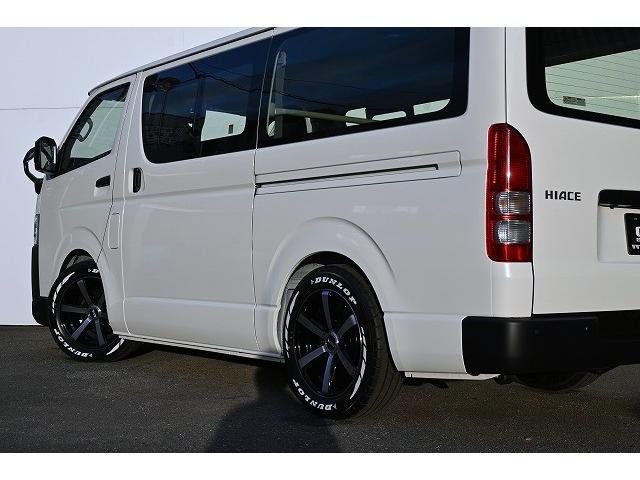 ハイエースバン ロングＤＸ　新車未登録／ＤＸ／２ＷＤ／ガソリン車／３／６人乗り／９ｋｍ／ＣＲＳ／ＥＳＳＥＥＸ／バッドパネル／２インチローダウン／カロッツェリア／楽ナビ／デジタルインナーミラー／ＥＴＣ／パノラミックビューモニター（25枚目）