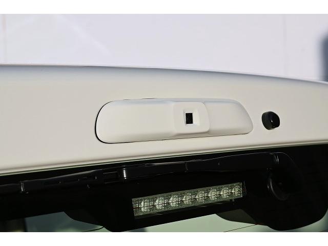 ハイエースバン ロングＤＸ　新車未登録／ＤＸ／２ＷＤ／ガソリン車／３／６人乗り／９ｋｍ／ＣＲＳ／ＥＳＳＥＥＸ／バッドパネル／２インチローダウン／カロッツェリア／楽ナビ／デジタルインナーミラー／ＥＴＣ／パノラミックビューモニター（35枚目）