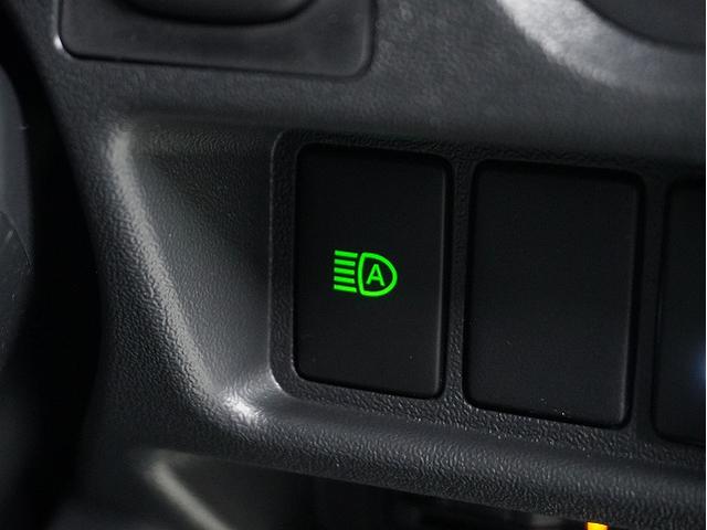 ハイエースバン ロングＤＸ　新車未登録／ＤＸ／２ＷＤ／ガソリン車／３／６人乗り／９ｋｍ／ＣＲＳ／ＥＳＳＥＥＸ／バッドパネル／２インチローダウン／カロッツェリア／楽ナビ／デジタルインナーミラー／ＥＴＣ／パノラミックビューモニター（38枚目）