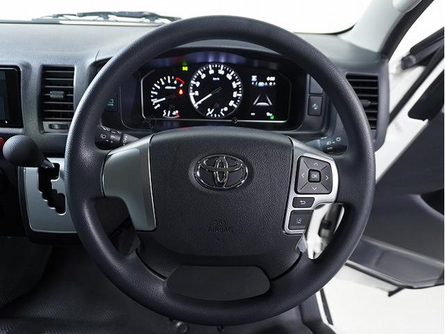 ハイエースバン ロングＤＸ　新車未登録／ＤＸ／２ＷＤ／ガソリン車／３／６人乗り／９ｋｍ／ＣＲＳ／ＥＳＳＥＥＸ／バッドパネル／２インチローダウン／カロッツェリア／楽ナビ／デジタルインナーミラー／ＥＴＣ／パノラミックビューモニター（41枚目）