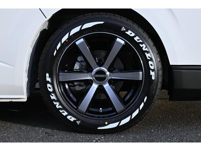 ハイエースバン ロングＤＸ　新車未登録／ＤＸ／２ＷＤ／ガソリン車／３／６人乗り／９ｋｍ／ＣＲＳ／ＥＳＳＥＥＸ／バッドパネル／２インチローダウン／カロッツェリア／楽ナビ／デジタルインナーミラー／ＥＴＣ／パノラミックビューモニター（67枚目）