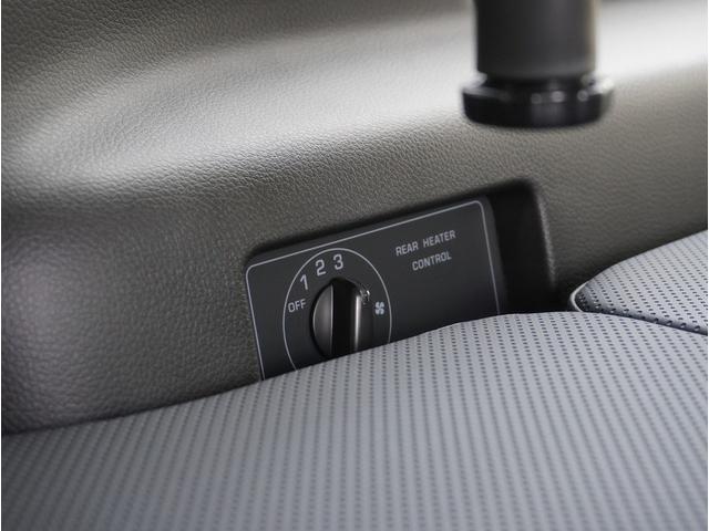 キャラバン ロンググランドプレミアムＧＸ　Ｍ／Ｃ後／改良後／２ＷＤ／ディーゼル／パナソニック／７インチナビ／ワンタッチオートスライドドア／／アラウンドビューモニター／デジタルインナーミラー／ＥＳＳＥＸ／スポイラー／ホイール／ベッドキット／（62枚目）