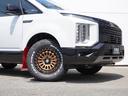 シャモニー　三菱／登録済未使用車／シャモニー／８人乗り／ディーゼル／４ＷＤ／シートヒーター／／電動サイドステップ装着車／８人乗り／アルパイン／ビッグＸ１１インチナビ／フリップダウンモニター／１６インチ社外ホイール（9枚目）