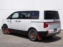 シャモニー　三菱／登録済未使用車／シャモニー／８人乗り／ディーゼル／４ＷＤ／シートヒーター／／電動サイドステップ装着車／８人乗り／アルパイン／ビッグＸ１１インチナビ／フリップダウンモニター／１６インチ社外ホイール（19枚目）
