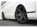 スーパーＧＬ　ダークプライムＩＩ　ハイエース／令和７年式／Ｓ－ＧＬ／２ＷＤ／ダークプライムＩＩ／ローダウン／カロッツェリア／楽ナビ／ＥＳＳＥＸ／フロントリップＶｅｒ４／ＥＷ－１７／２インチローダウン（22枚目）