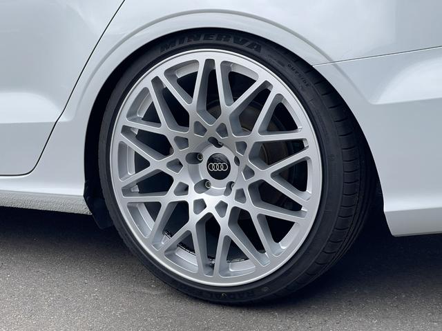 ���}�b�g�V���o�[�̂����������������P�X�C���`�z�C�[���ɐV�i�^�C���̑g�ݍ��킹��