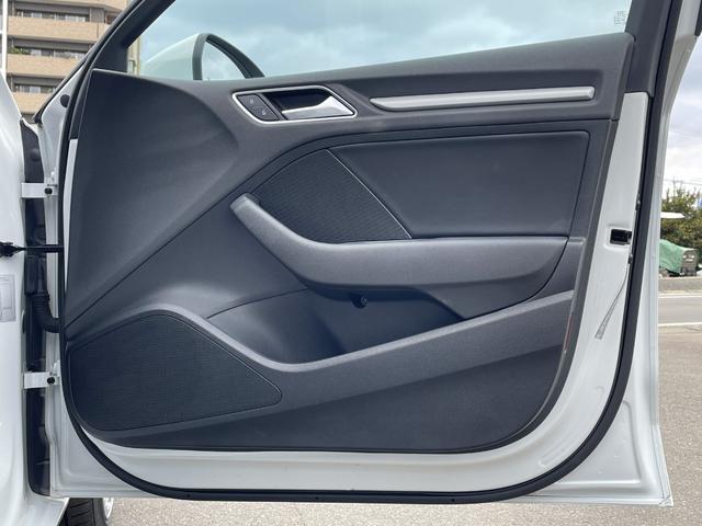 ���^�]�ȃh�A�����聙