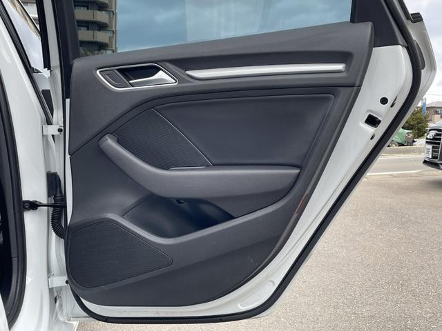 ���E���A�h�A�����聙