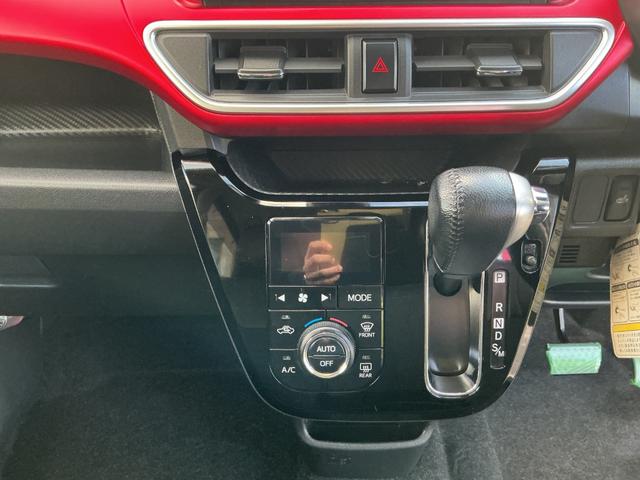 キャスト スポーツSAII 衝突被害軽減システム モモステアリング パドルシフト 純正アルミ バックカメラ 専用シート 専用エアロ LEDヘッドライト スマートキー2本 Bluetooth(11枚目)