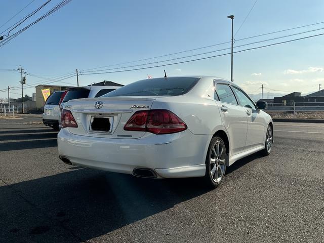 クラウン 3.5アスリート レザーシート シートヒーター 前席パワーシート プッシュスタート スマートキー ETC Bカメラ マルチナビ リア電動サンシェード(9枚目)