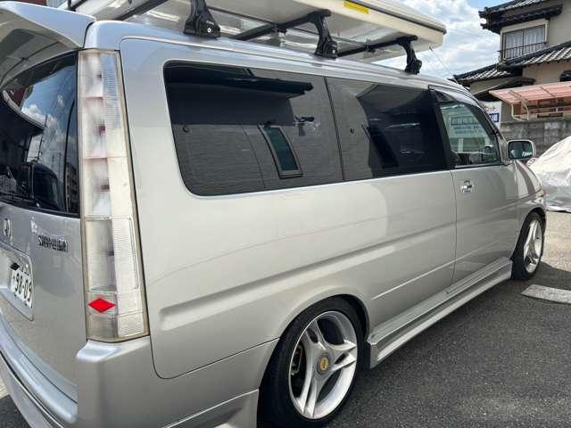 ステップワゴン Ｇ　２．０Ｇ　８人乗り　車検令和８年９月まで　回転対座　ダブルサンルーフ　ワンオーナー車　２１０００キロ　社外エアロ　ポップアップテント　エアコン（8枚目）