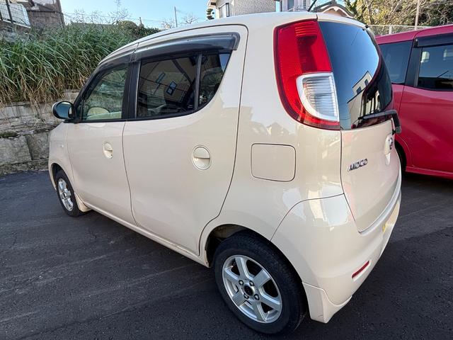 モコ E E タイミングチェーン 車検R8年6月 スマートキー 電動格納ミラー オートエアコン CDオーディオ(4枚目)