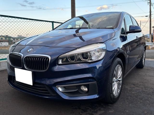 ２シリーズ ２１８ｄアクティブツアラー　ラグジュアリー　ＨＤＤナビ　Ｂカメラ　ディーゼルターボ　黒本革　　コーナーセンサー　スマートキー　電動リアゲート　ＬＥＤヘッドライト　プッシュエンジンスタート　アイドリングストップ　シートヒーター　ミラーＥＴＣ（3枚目）