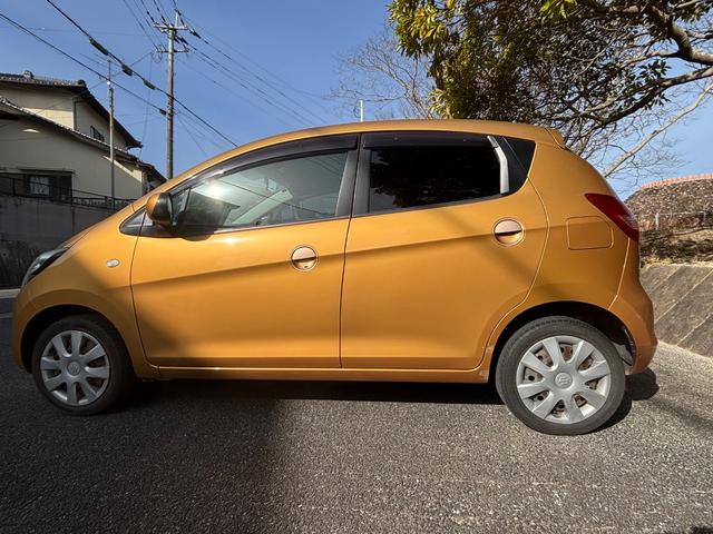 セルボ T T ターボ 禁煙車 スマートキー フロア4AT マニュアルモード付 CD AM FM プライバシーガラス ヘッドライトレベライザー エアバック(運転席 助手席)盗難防止装置 電動格納ミラー エアコン(4枚目)