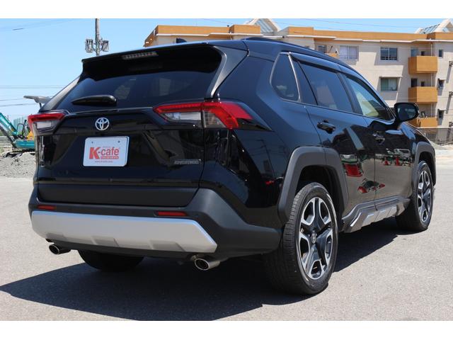 ＲＡＶ４ アドベンチャー　ＪＡＯＳエアロ付　４ＷＤ　ＥＴＣ　バックカメラ　クリアランスソナー　オートクルーズコントロール　レーンアシスト　パワーシート　衝突被害軽減システム　ナビ　ＴＶ　オートマチックハイビーム　オートライト　ハイビームアシスト（5枚目）