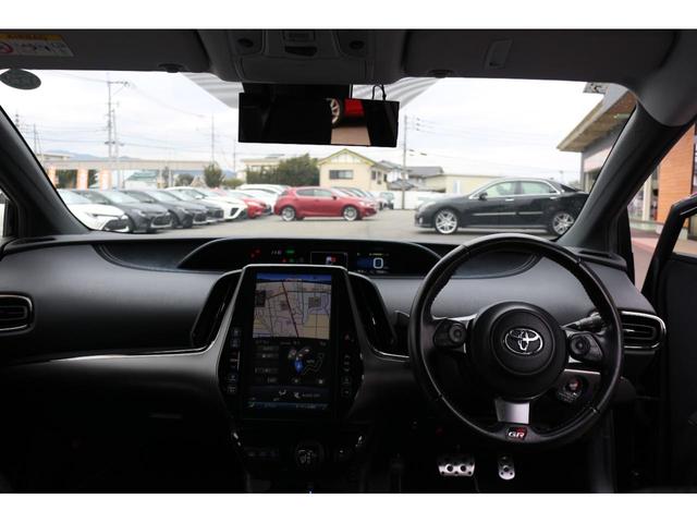 プリウスＰＨＶ Ｓナビパッケージ・ＧＲスポーツ　ΔＳＯＣ４％　ドライブレコーダー　レーンアシスト　オートクルーズコントロール　衝突被害軽減システム　バックカメラ　ナビ　ＴＶ　アルミホイール　オートマチックハイビーム　オートライト　ＬＥＤヘッドランプ（29枚目）